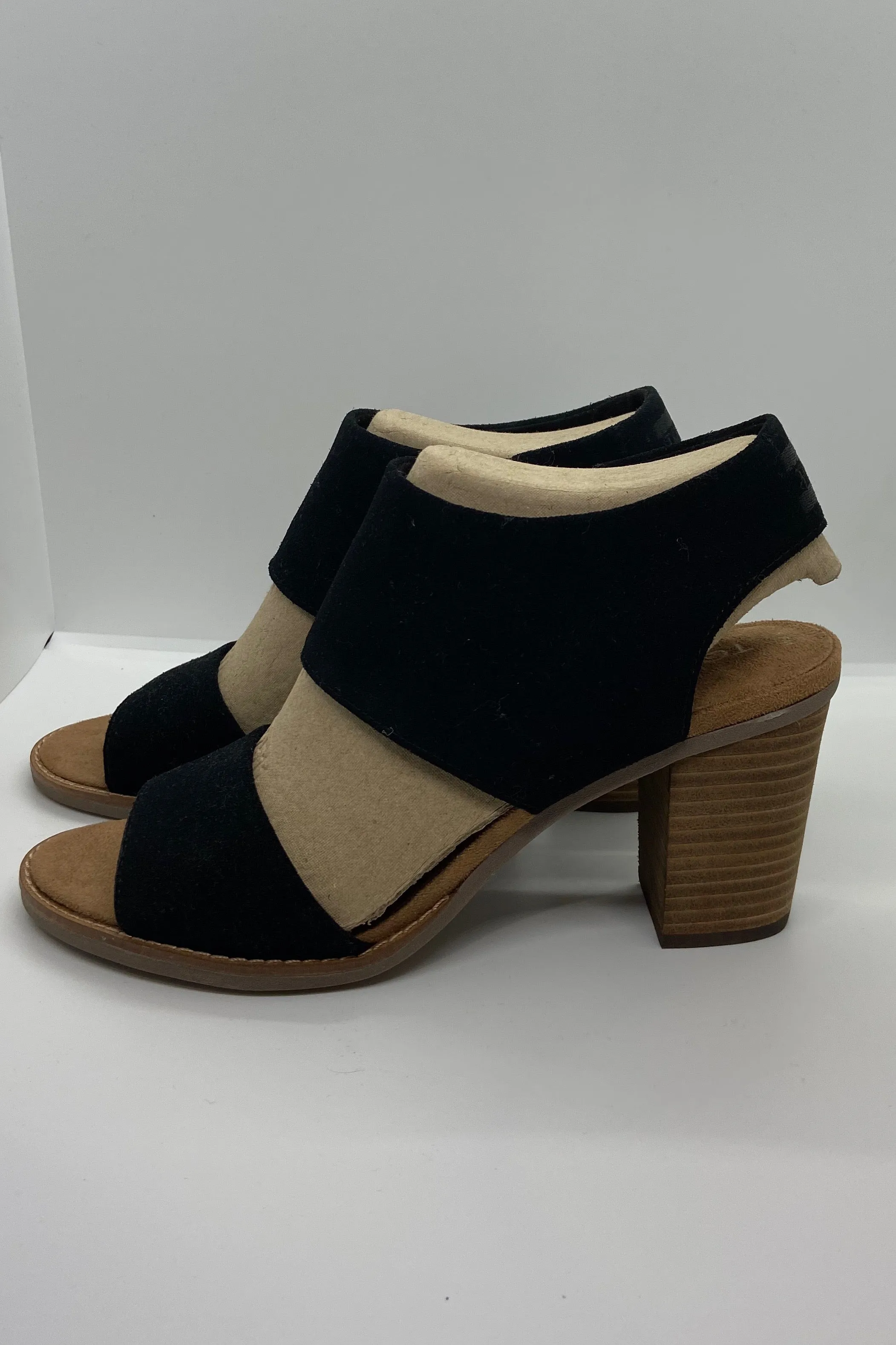 MAJORCA CUTOUT-Black Suede