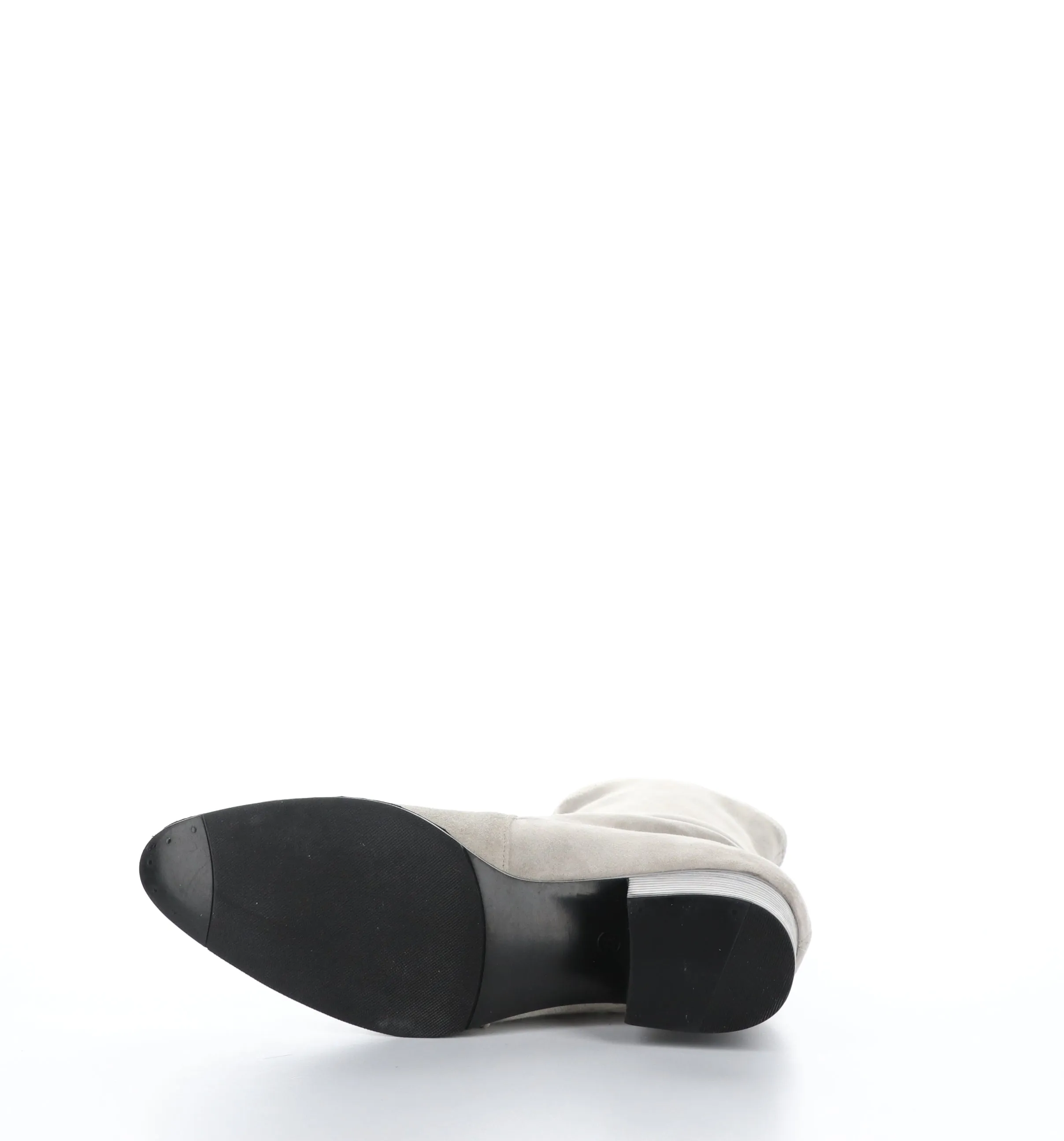 RETAIN Sand Round Toe Boots