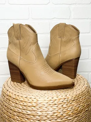 Sawyer ankle cowboy boots natural